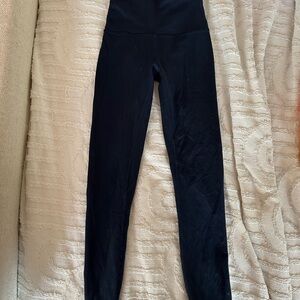 Lululemon Wunder Train leggings 25”